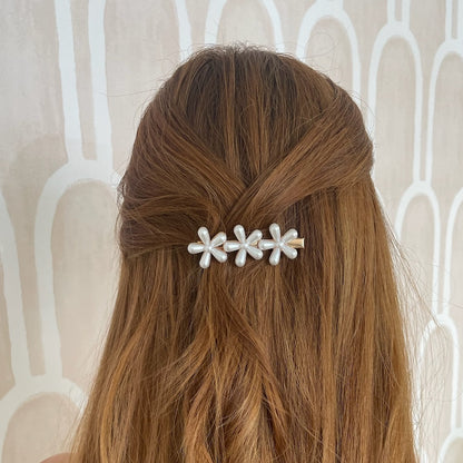 Pearl Flower Hair Clip